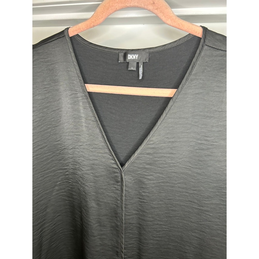 DKNY Black Satin V-Neck Blouse Oversized Short‎ Sleeve Top Large Office Capsule - Picture 2 of 7